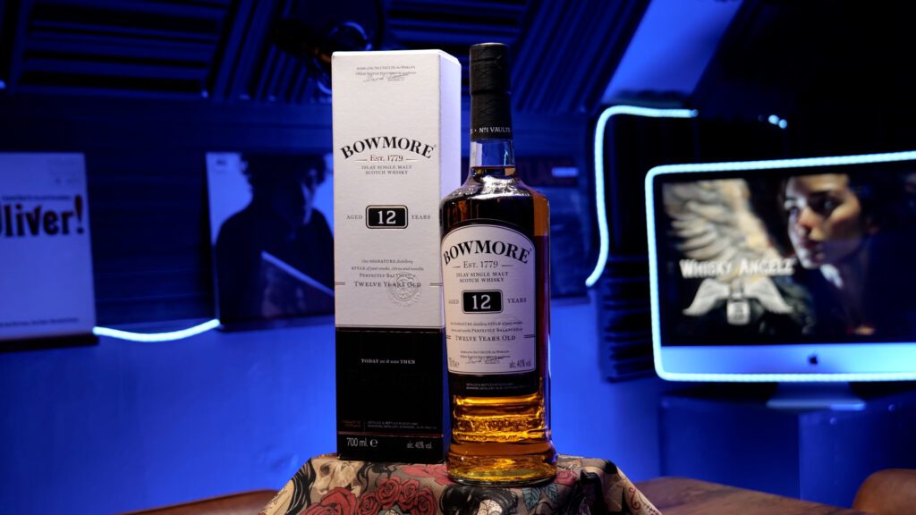 Bowmore 12 Year Old Whisky